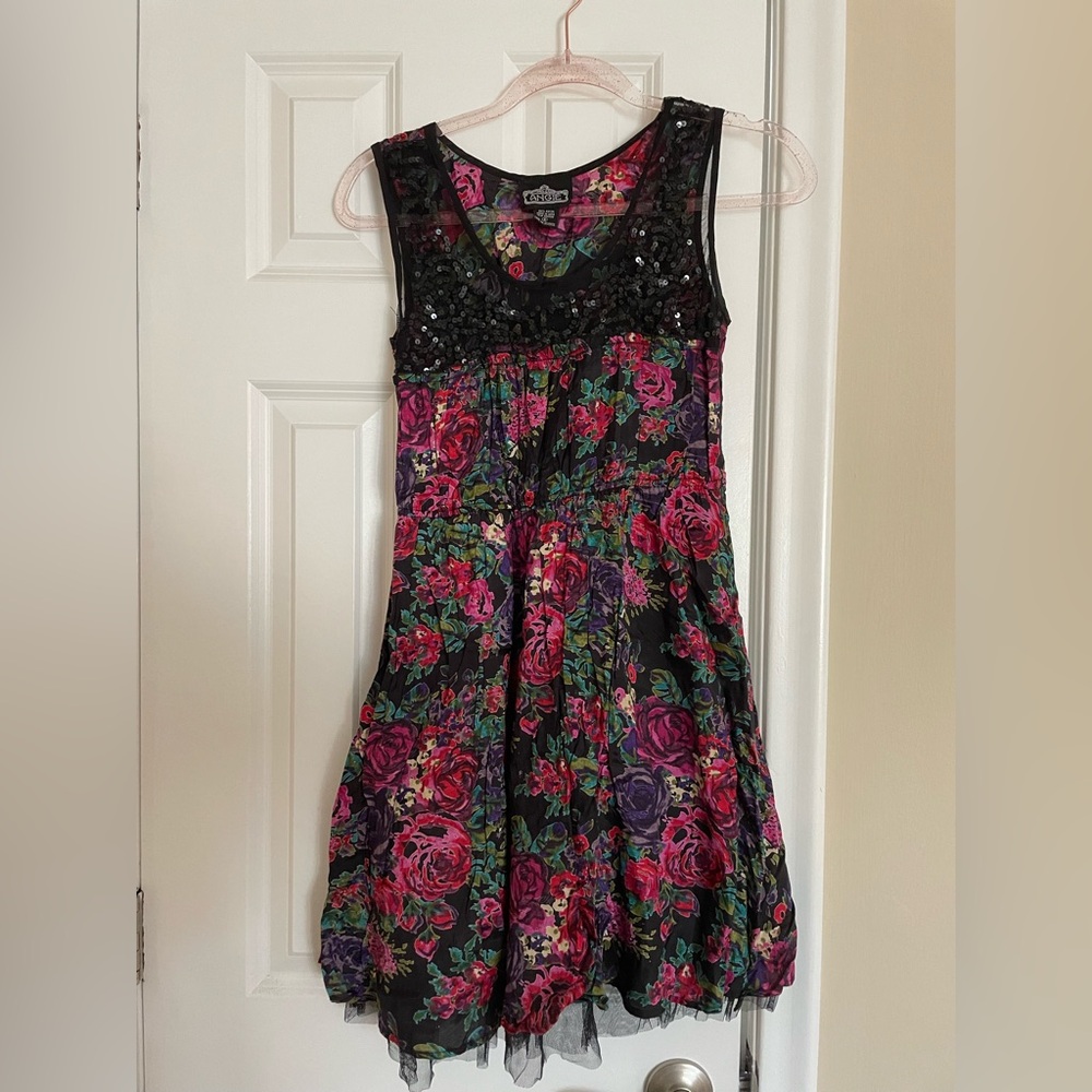 Angie floral sequin detail dress. *Rare*